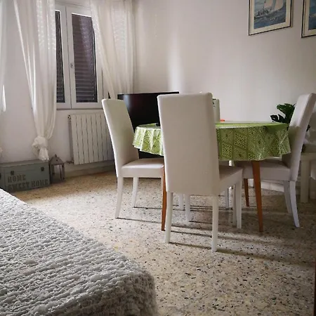 Galilei بيت ضيافة بيزا